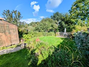 Photo 21- click for photo gallery